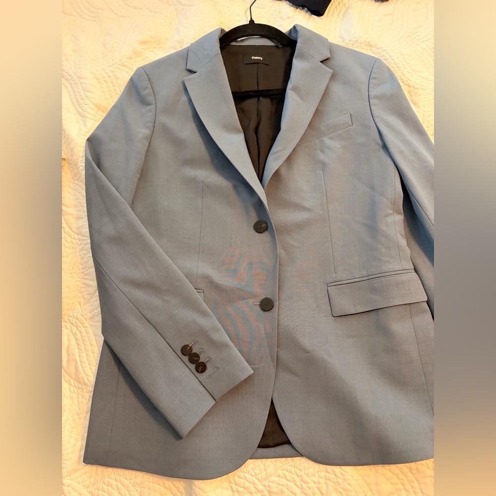 Theory blazer Sz 8